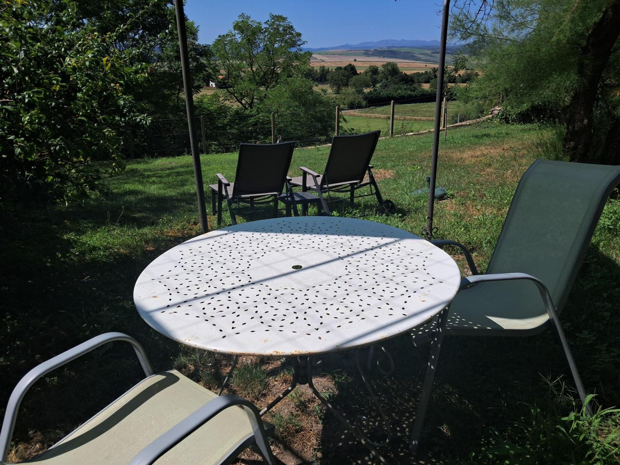Mont2Roux Apartment Montpeyroux  Екстериор снимка